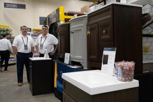 Mgr-Mtg-Vendor-Displays-011