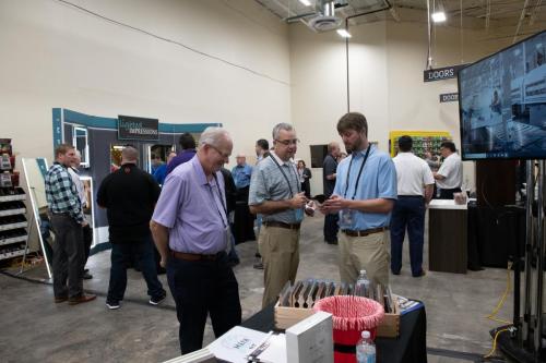 Mgr-Mtg-Vendor-Displays-038