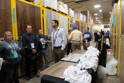 Mgr-Mtg-Vendor-Displays-041