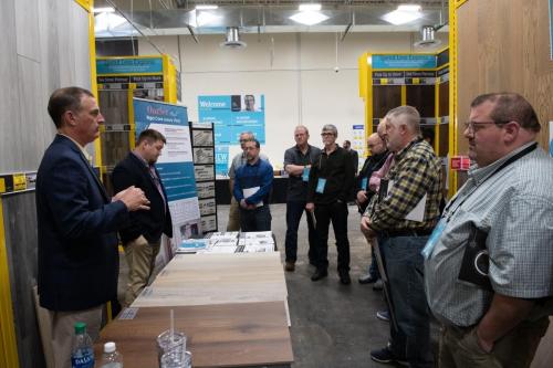 Mgr-Mtg-Vendor-Displays-046