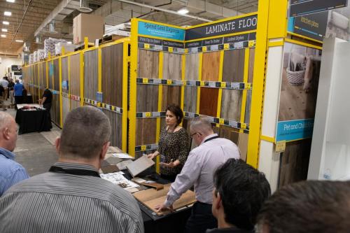 Mgr-Mtg-Vendor-Displays-053