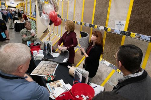 Mgr-Mtg-Vendor-Displays-068