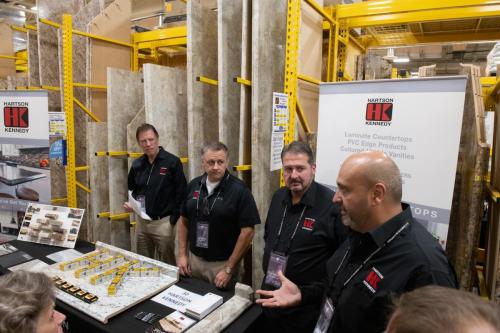 Mgr-Mtg-Vendor-Displays-075