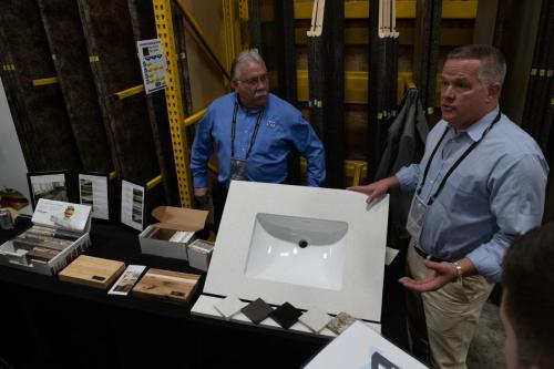 Mgr-Mtg-Vendor-Displays-079