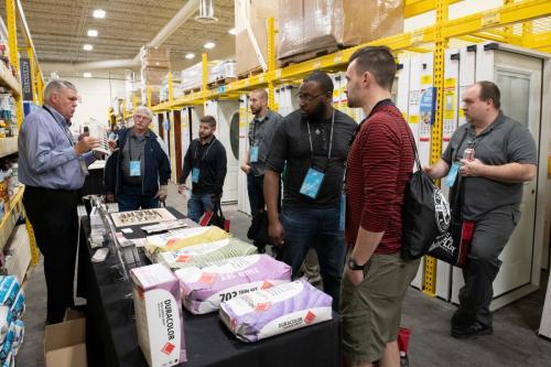 Mgr-Mtg-Vendor-Displays-088