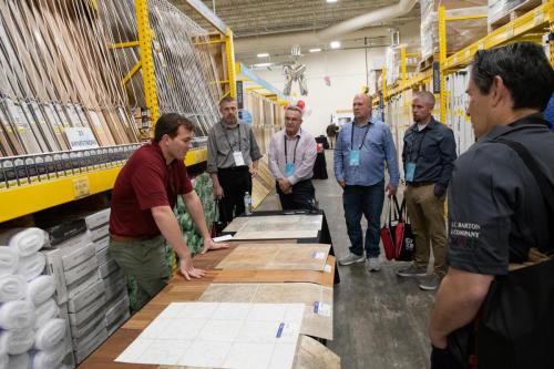 Mgr-Mtg-Vendor-Displays-104