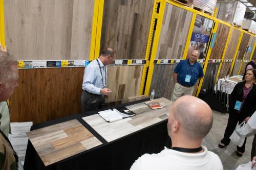 Mgr-Mtg-Vendor-Displays-109